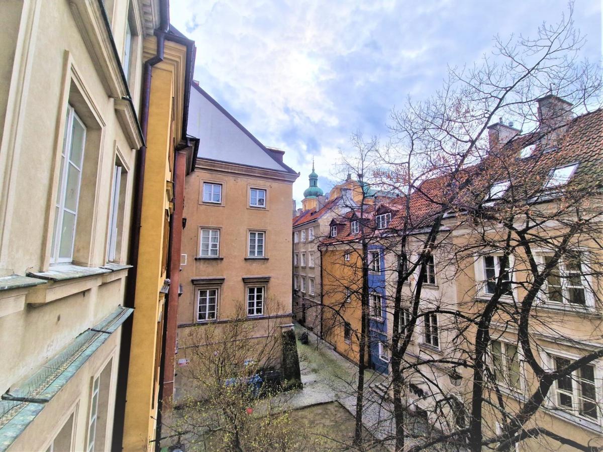 J&W Apartments Swietojanska Rooms Varşovia Exterior foto